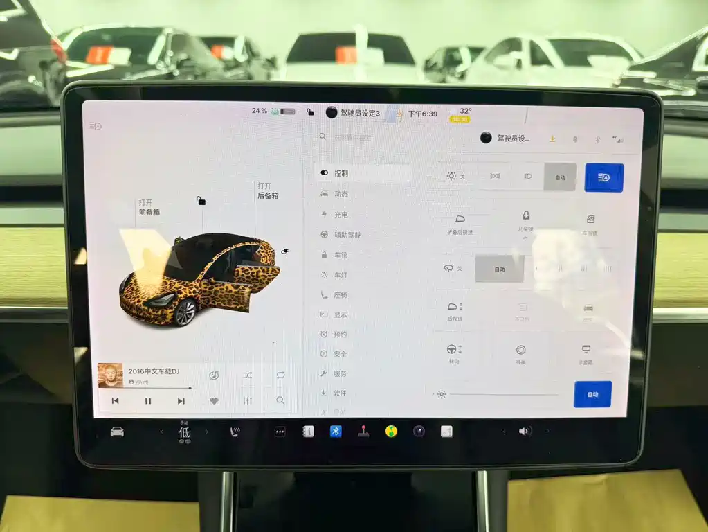 Tesla Model 3 — миниатюра 17