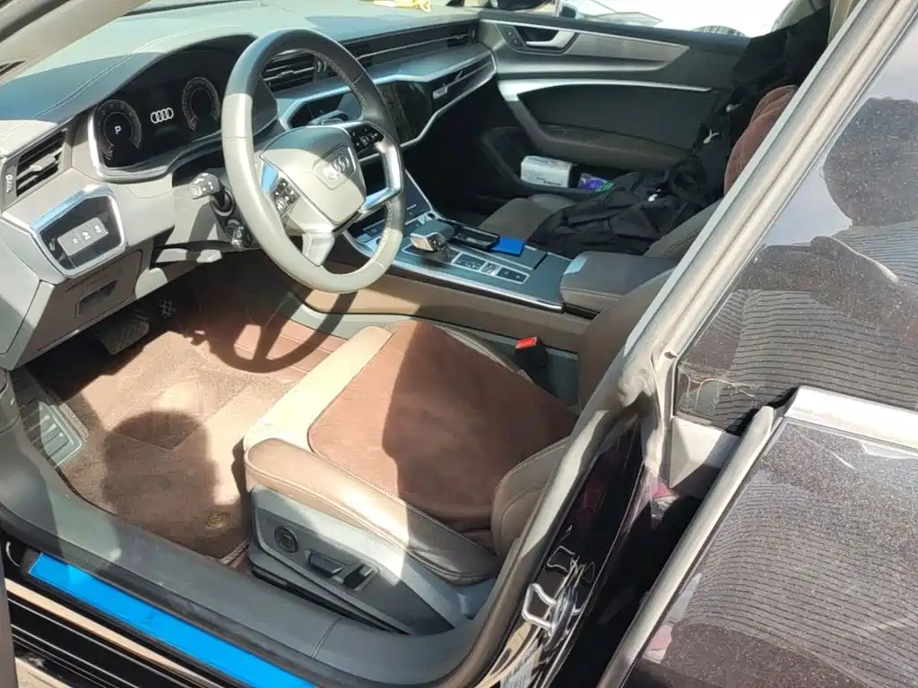 Audi A7L — миниатюра 15
