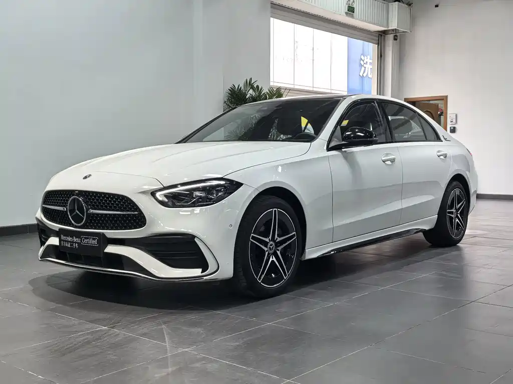 Mercedes-Benz C-Class — миниатюра 12
