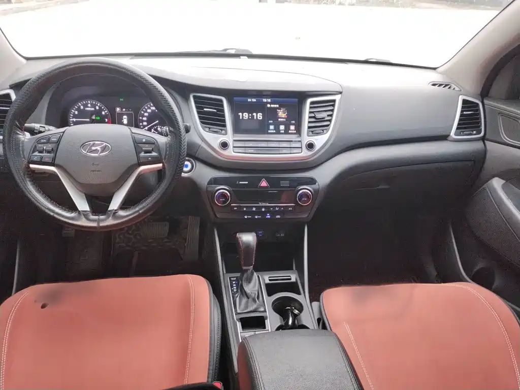 Hyundai Tucson — миниатюра 10