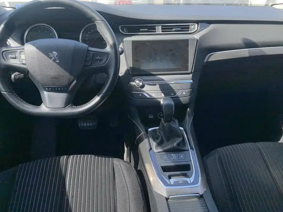 Peugeot 408 — миниатюра 16