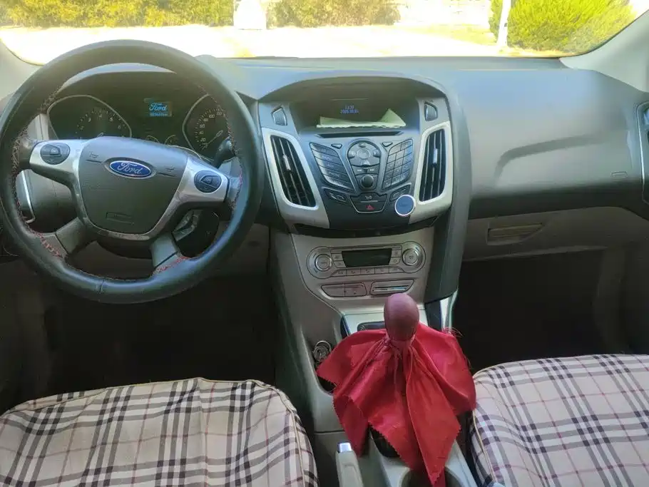 Ford Focus — миниатюра 12