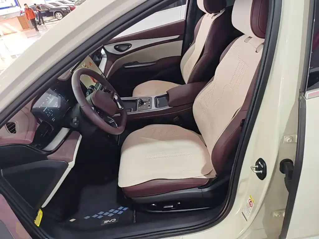 BYD Seal 07 DM-i — миниатюра 15