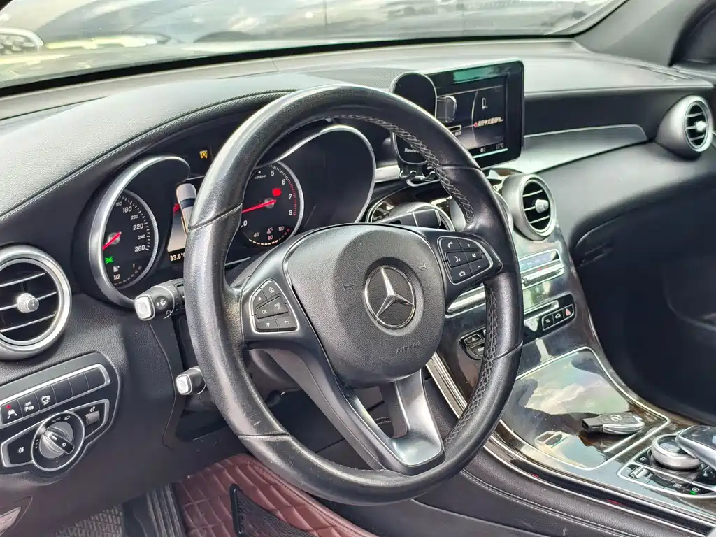 Mercedes-Benz GLC — миниатюра 4