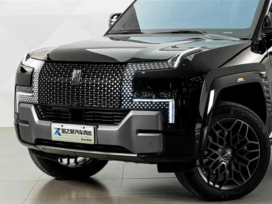 Yangwang Yangwang U8 — миниатюра 3