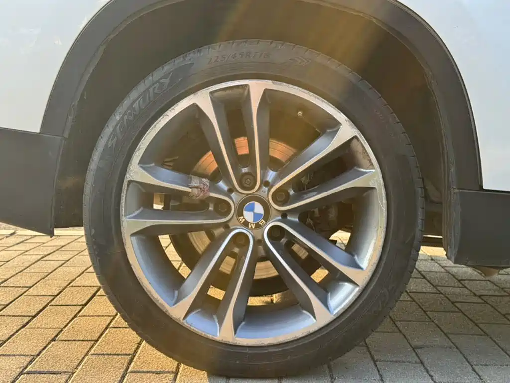 BMW X1 — миниатюра 21