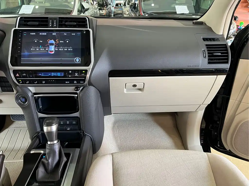 Toyota Prado (Import) — миниатюра 16