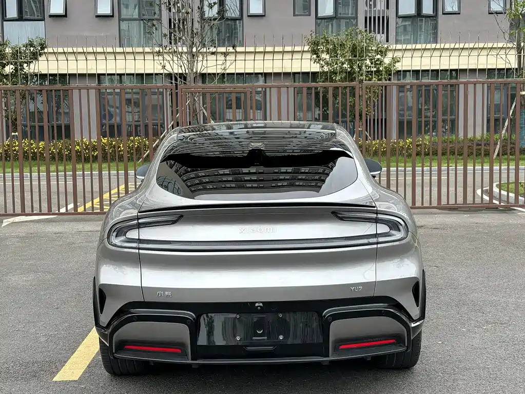 Xiaomi YU7 — миниатюра 18