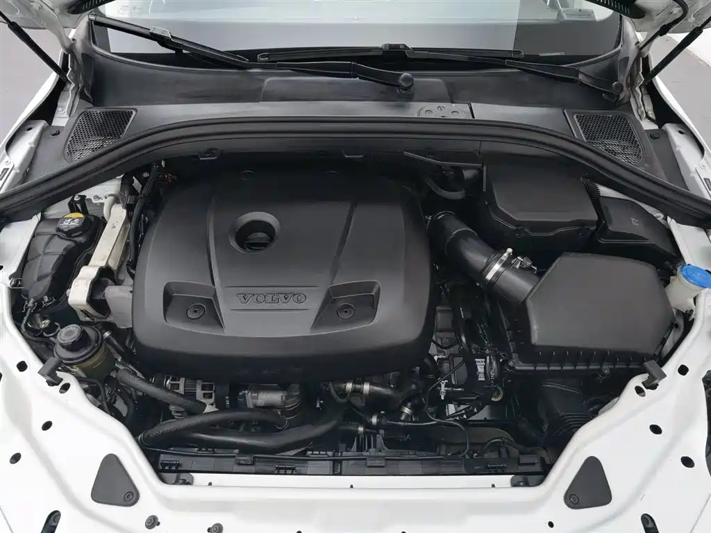 Volvo XC60 2017 T5 AWD