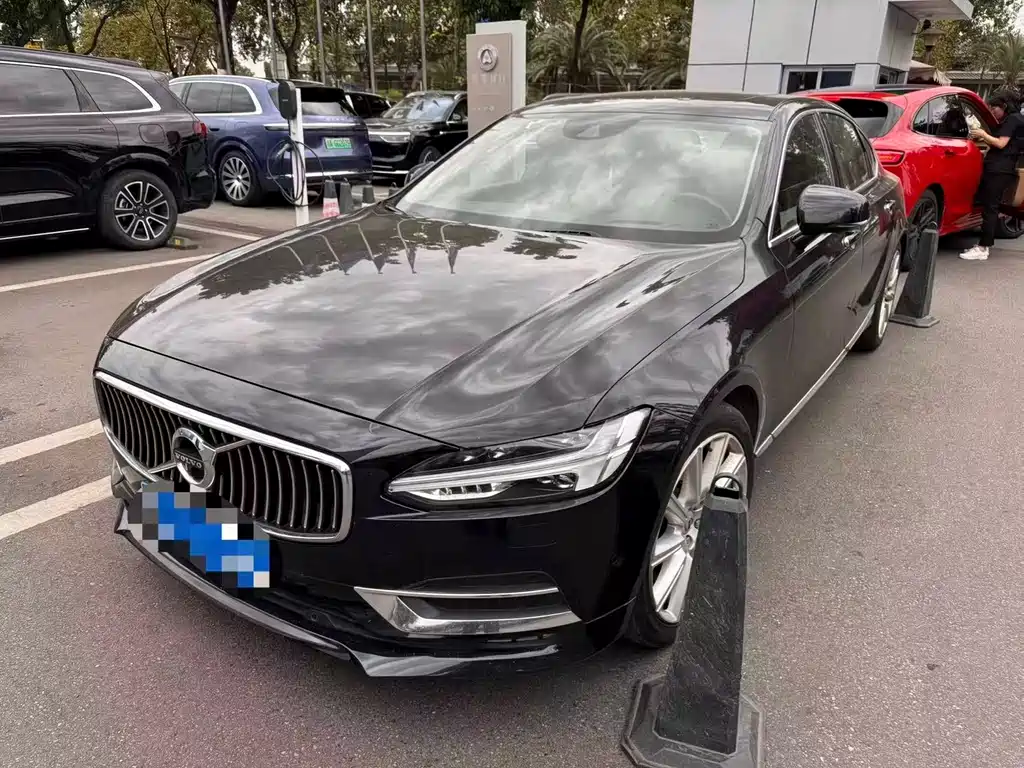 Volvo S90 2018