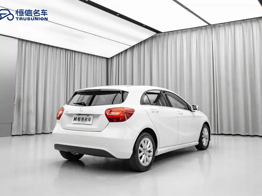 Mercedes-Benz A-Class (Import) — миниатюра 9