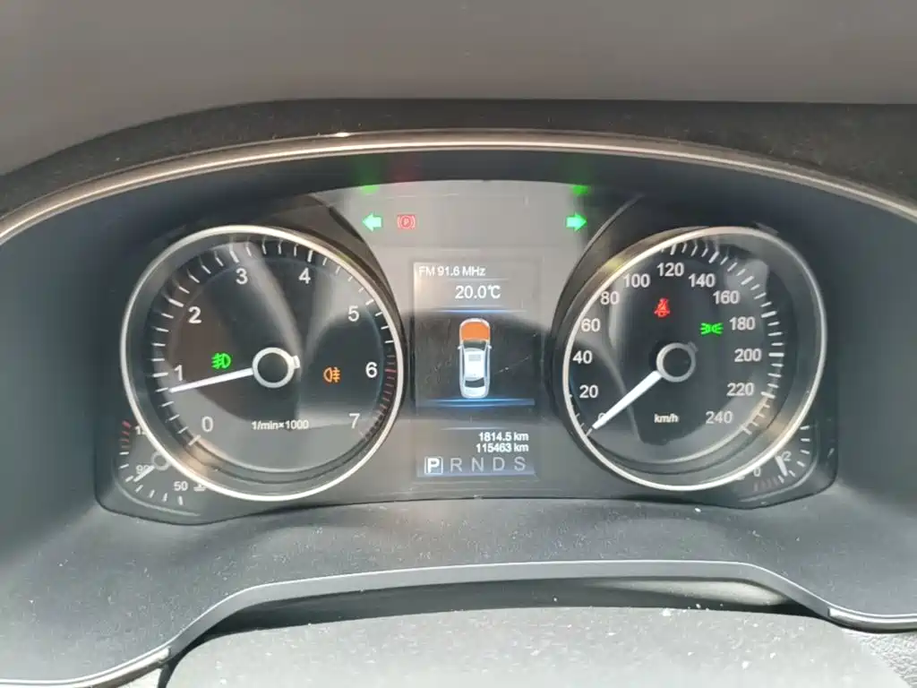 Hongqi Hongqi H7 — миниатюра 12