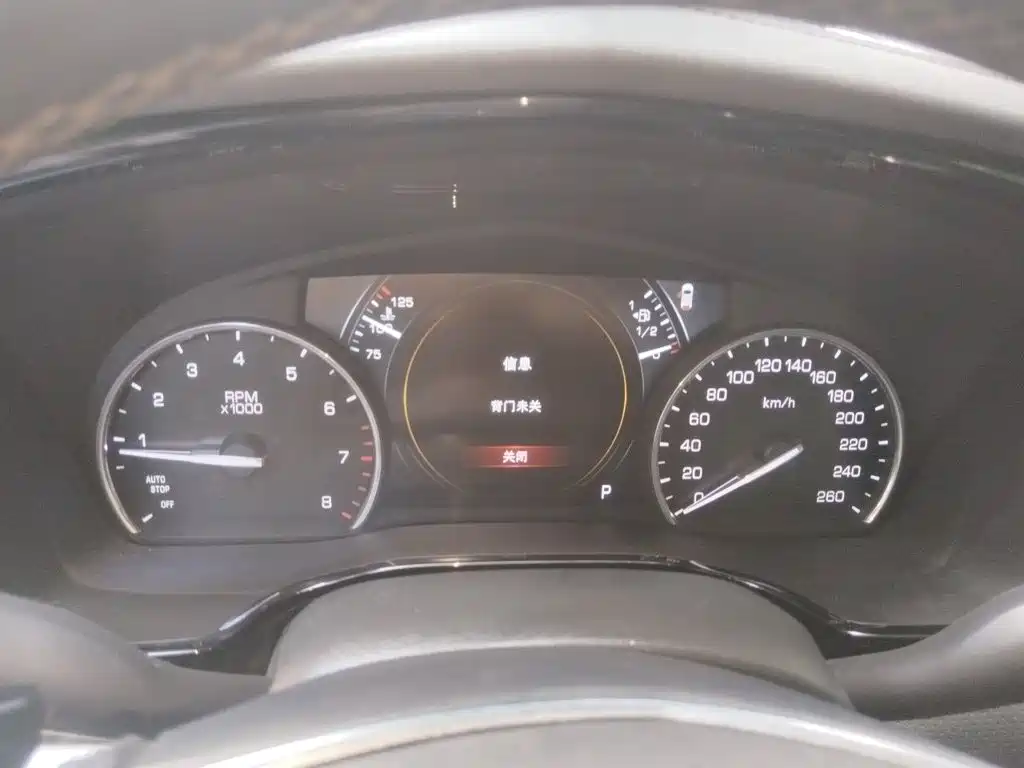 Cadillac XT5 — миниатюра 12