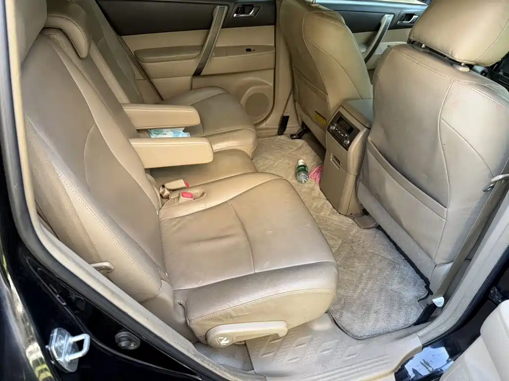 Toyota Highlander — миниатюра 7