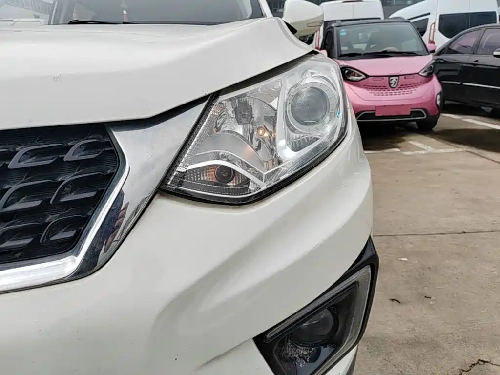 BAIC Senova X35 — миниатюра 24