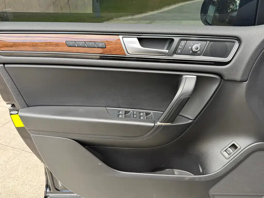 Volkswagen Touareg — миниатюра 5