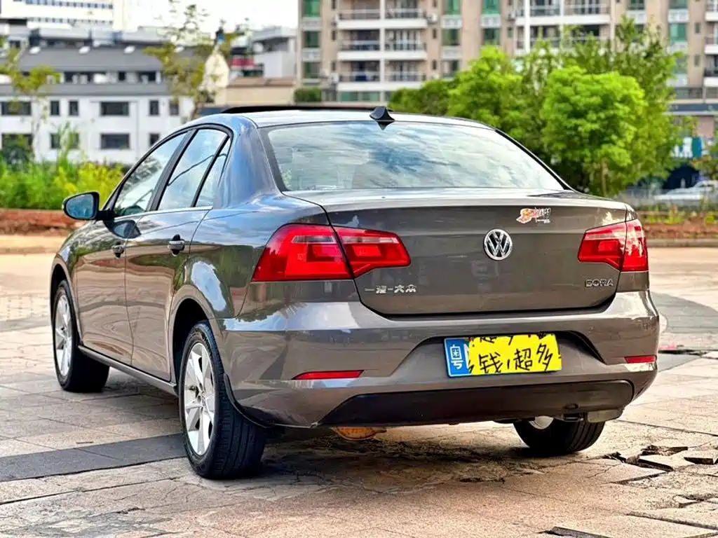 Volkswagen Bora — миниатюра 5