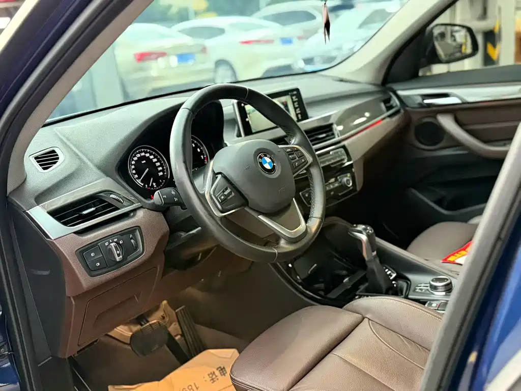 BMW X1 New Energy — миниатюра 6