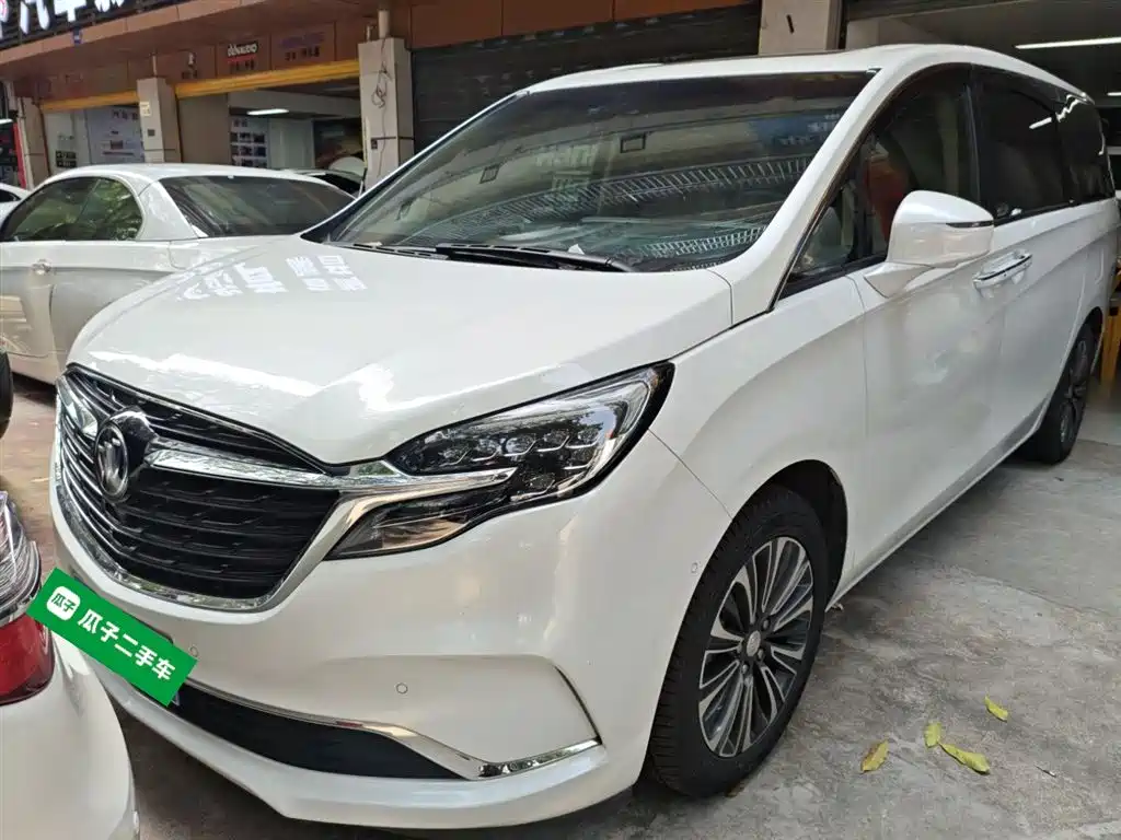 Buick GL8 2020