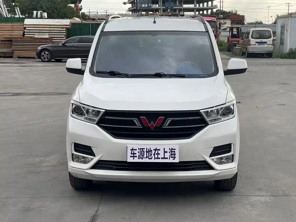 Wuling Hongguang — миниатюра 2