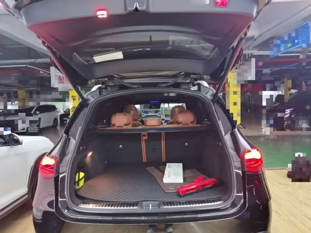 Mercedes-Benz GLC — миниатюра 19