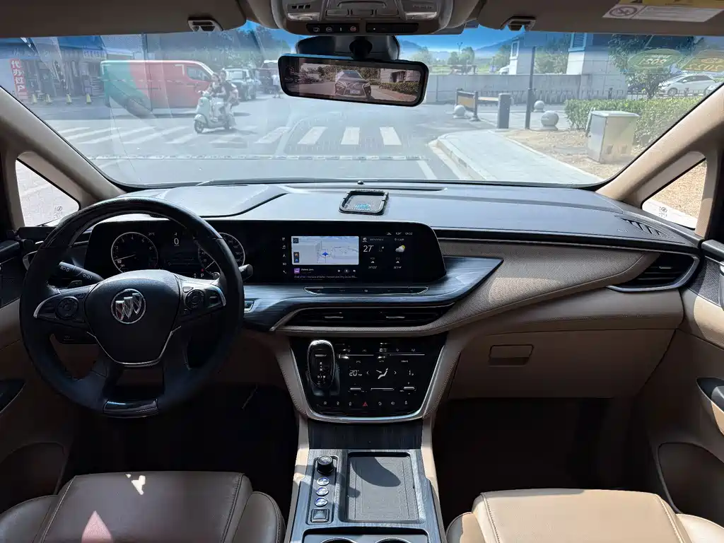 Buick GL8 — миниатюра 9