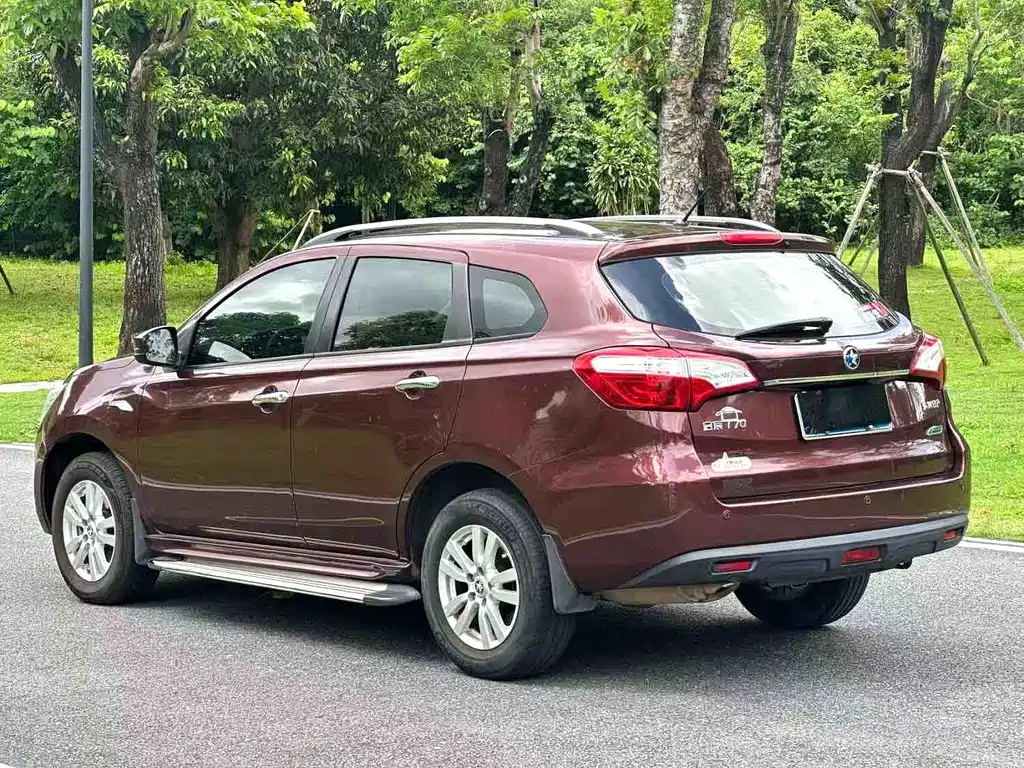 Venucia T70 2.0L CVT Wise Travel Edition, фото 7