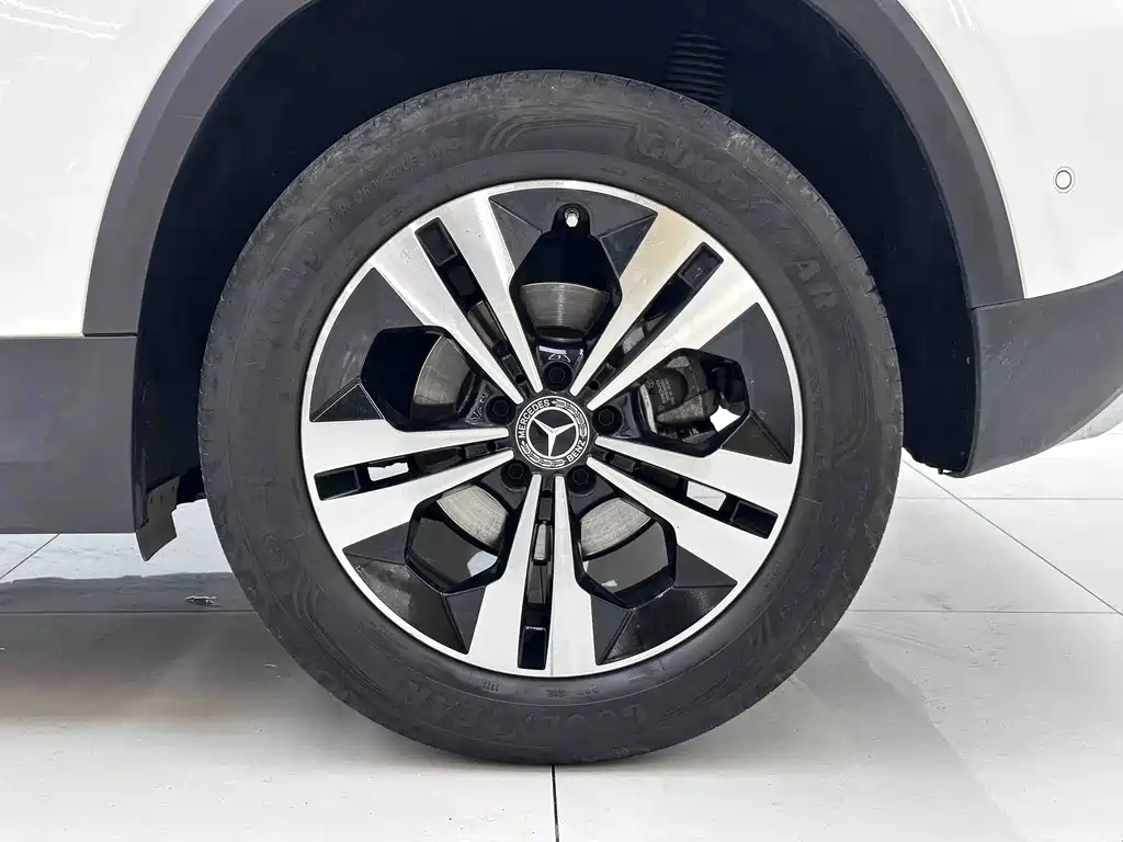 Mercedes-Benz GLA — миниатюра 6