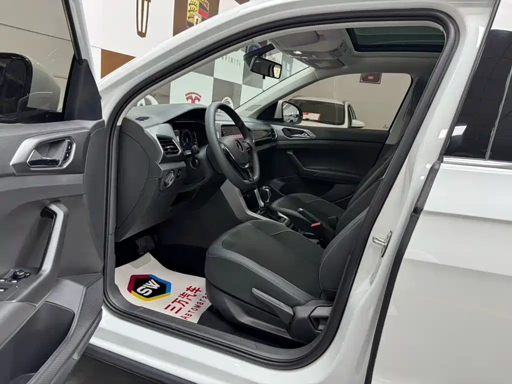 Volkswagen T-Cross — миниатюра 7