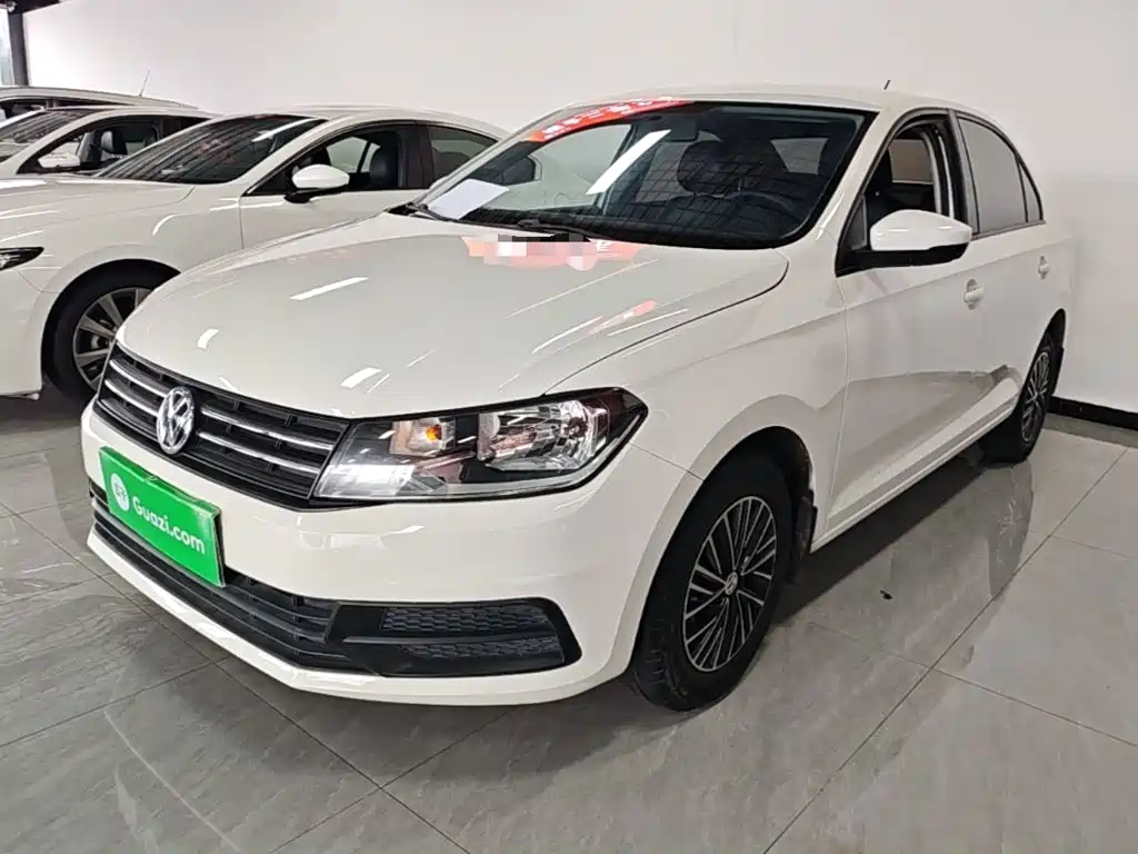 Volkswagen Santana — миниатюра 2