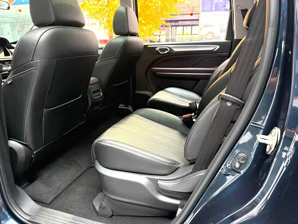 GAC Motor Trumpchi M6 — миниатюра 10