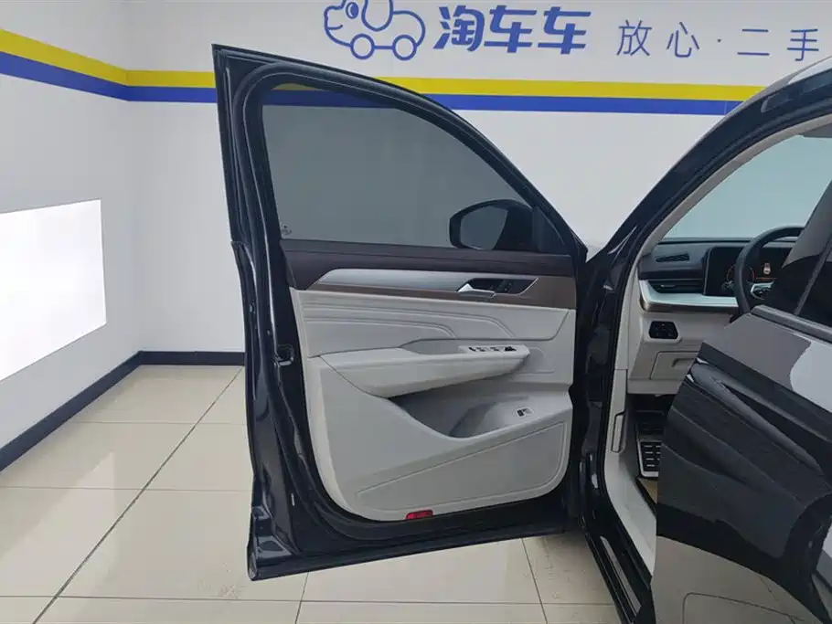 VOLKSWAGEN RANGE PATROL