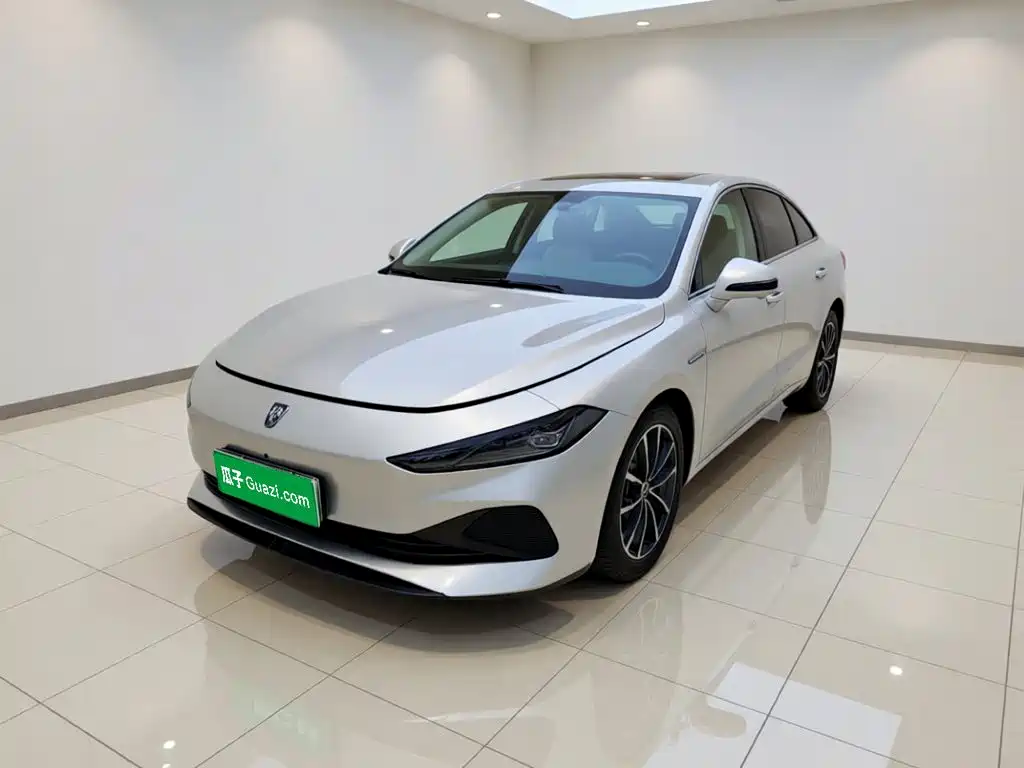 Roewe D7