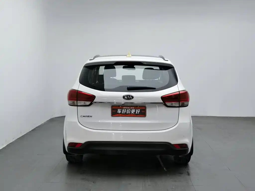 Kia Carens — миниатюра 4