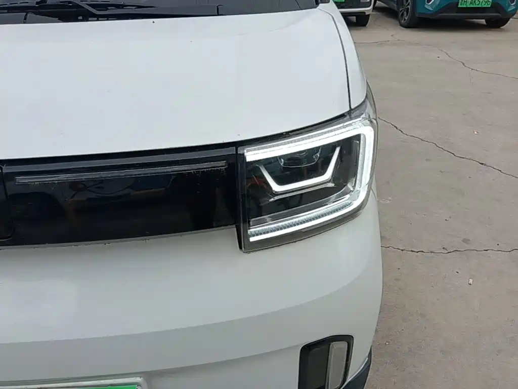 Wuling MINIEV — миниатюра 24