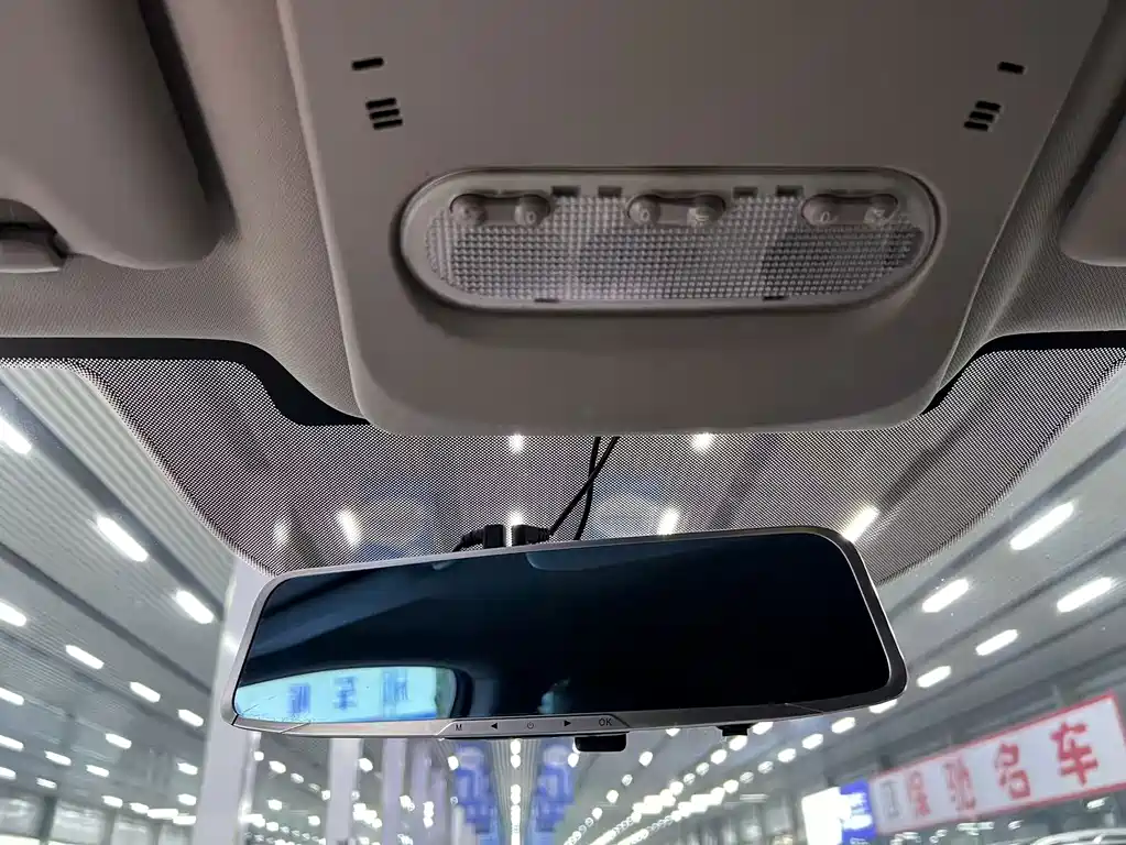 Nissan Qashqai — миниатюра 13