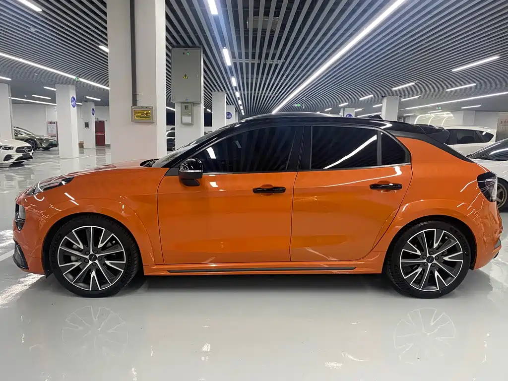 LYNK & CO. 02 HATCHBACK