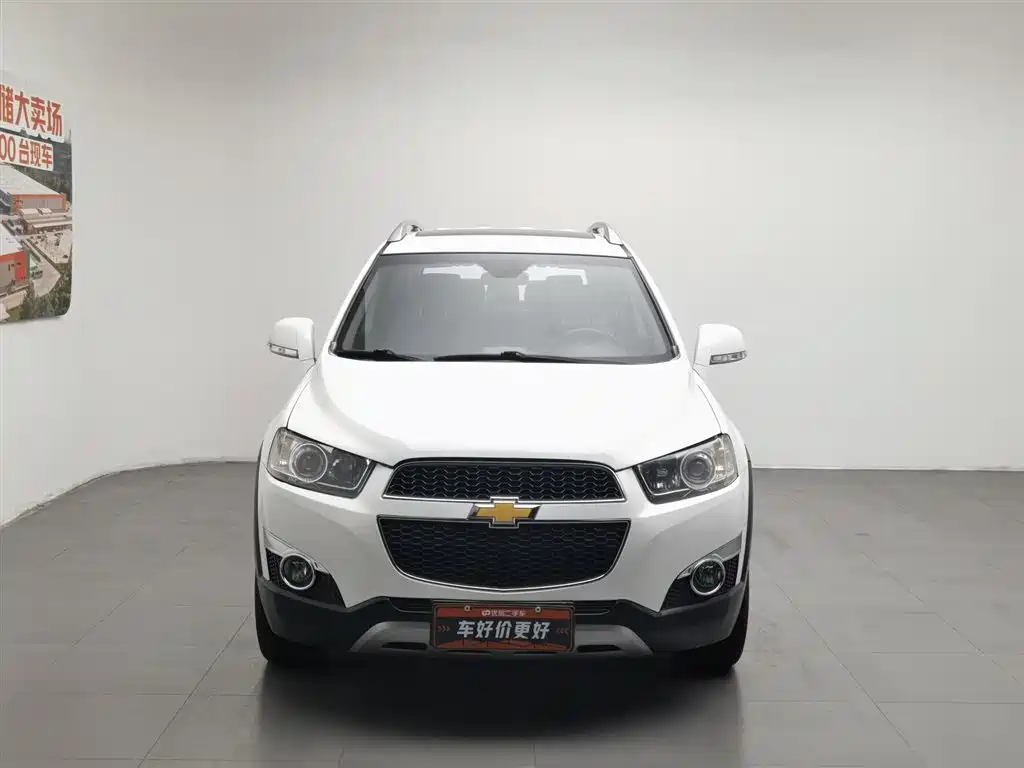 Chevrolet Captiva 2012 2.4L Flagship 7 мест