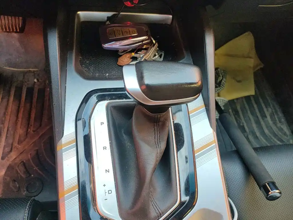 Geely Emgrand L — миниатюра 10