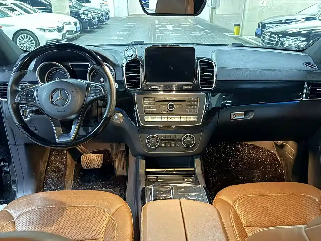 Mercedes-Benz GLE Coupe GLE 500 4MATIC Coupe SUV, фото 4
