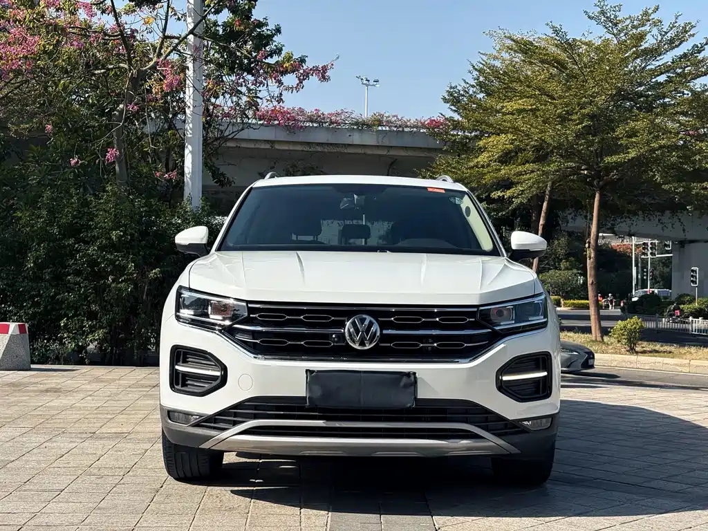 VOLKSWAGEN T ROC EXPLORING SONGS