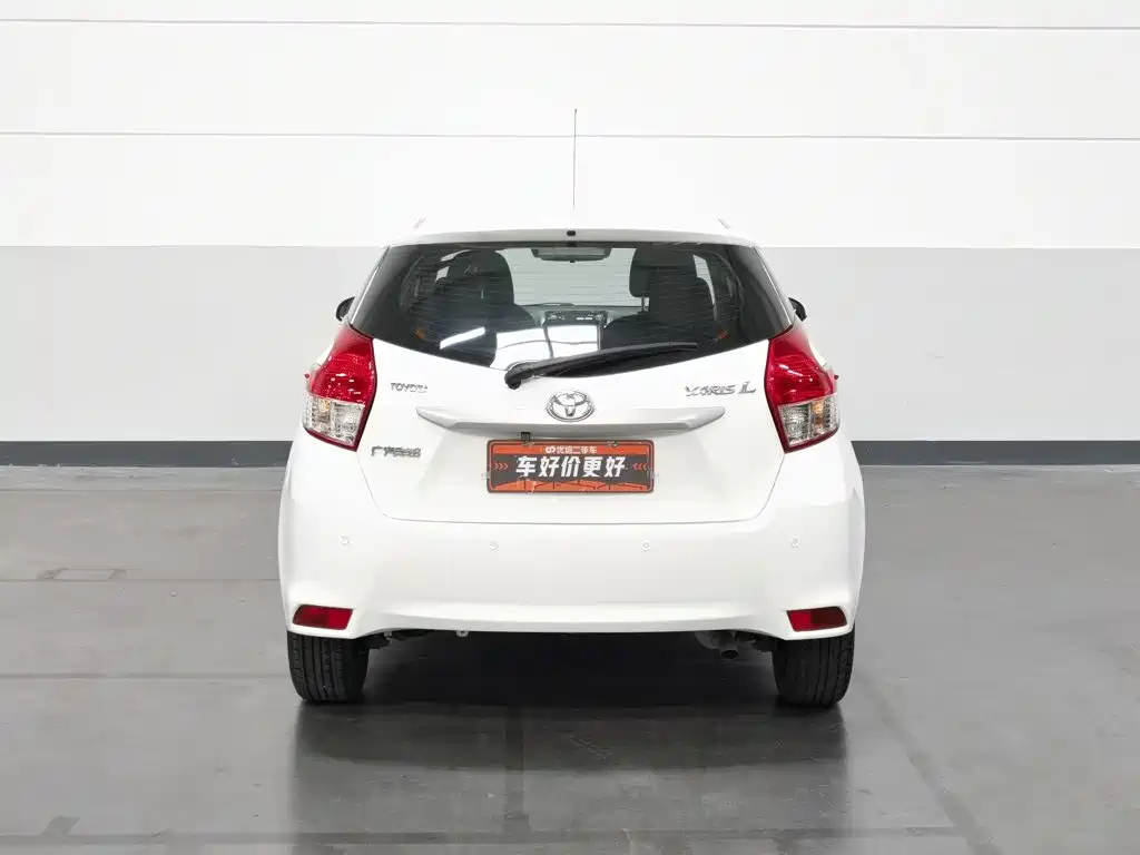 Toyota Yaris L — миниатюра 4