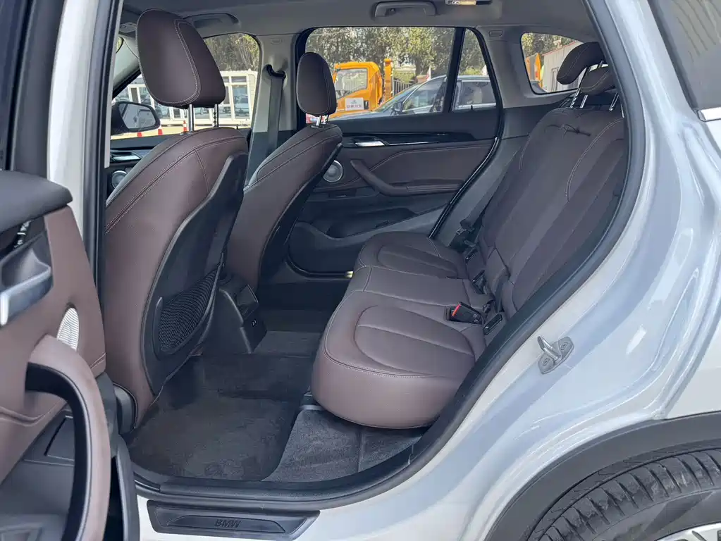 BMW X1 — миниатюра 20