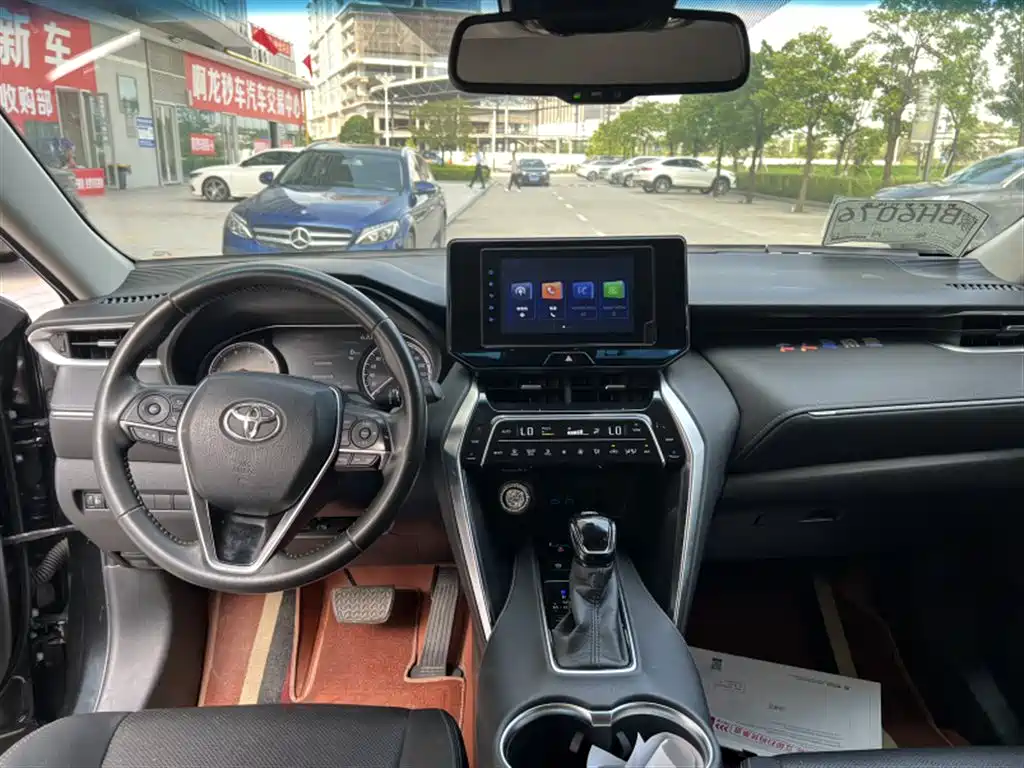 Toyota Harrier — миниатюра 7