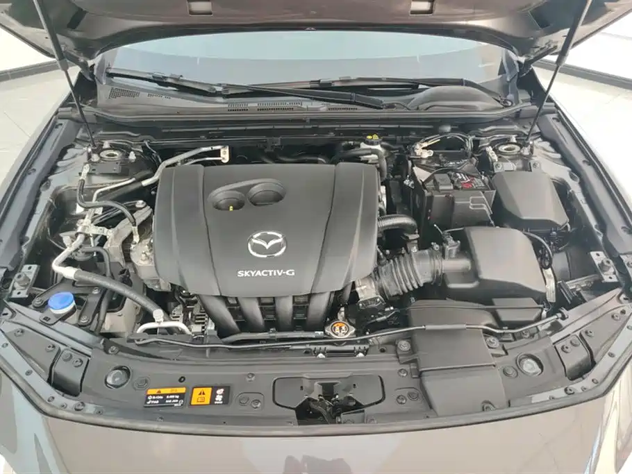 MAZDA 3 ANGKESAILA