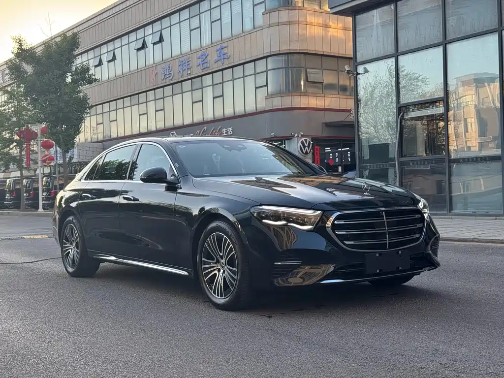 Mercedes-Benz E-Class E 2024 E 260 L 4MATIC