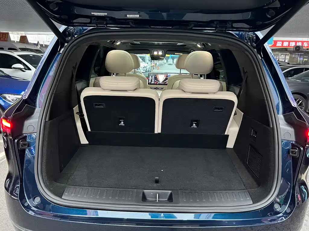 Changan Deepal DARK BLUE S09