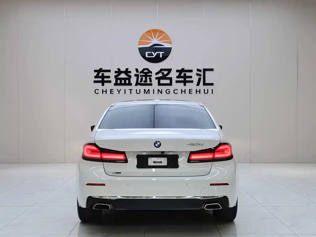 BMW 5 Series — миниатюра 5