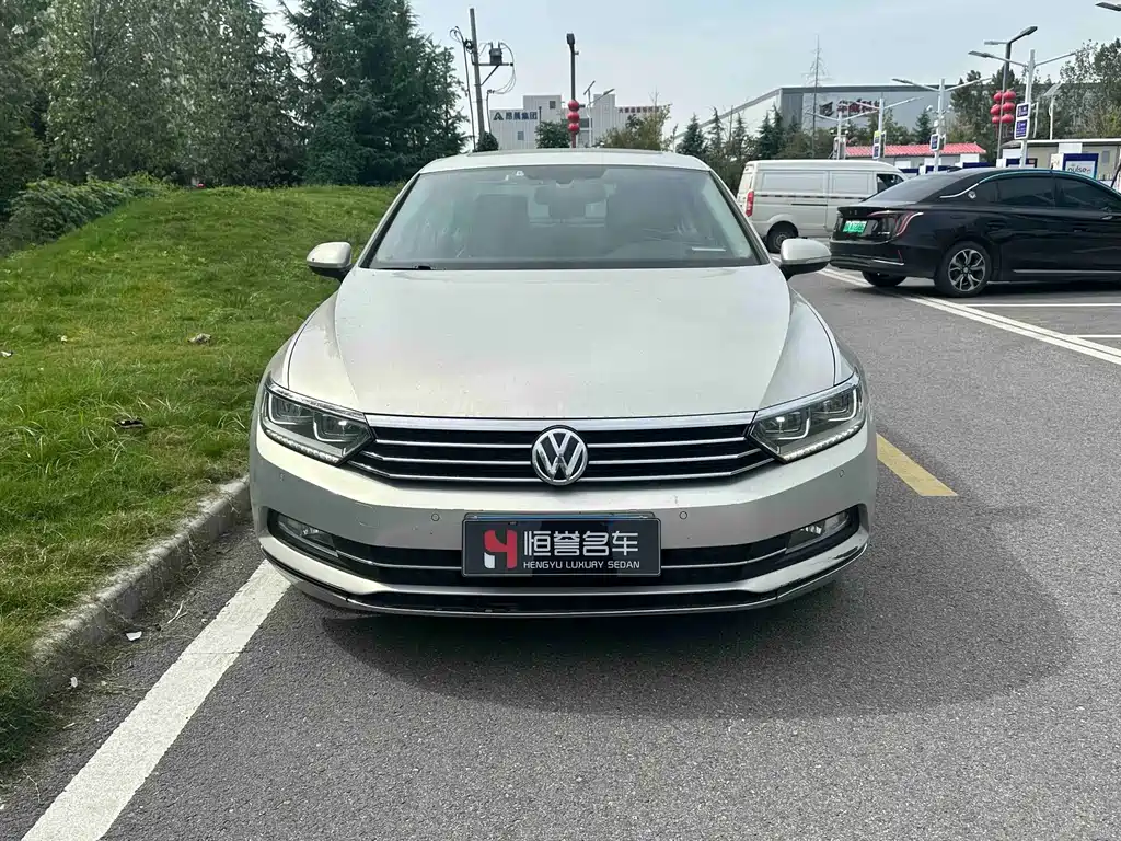 Volkswagen Magotan — миниатюра 2