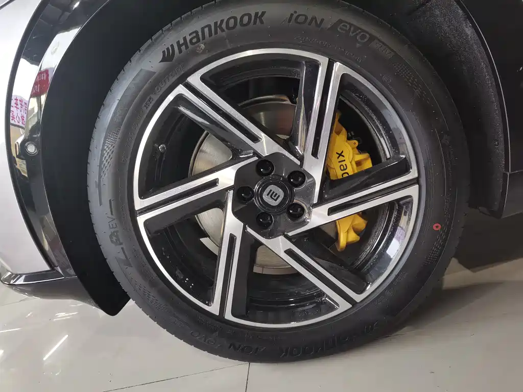 XIAOMI CAR XIAOMI YU7